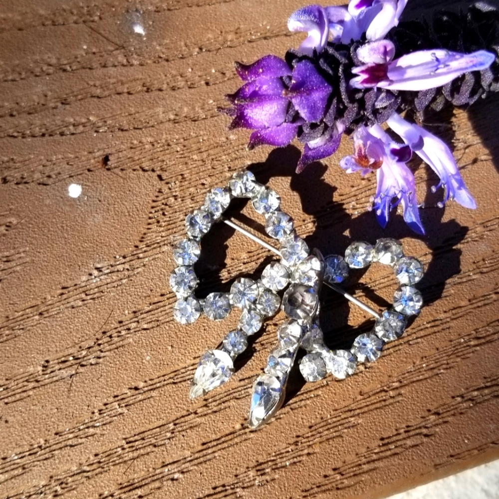 Antique Victorian Bow Brooch